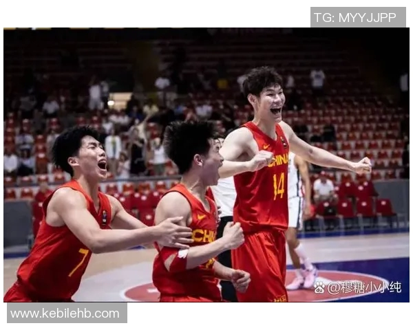 台北男篮与香港男篮激战正酣争夺篮球赛场荣耀与胜利